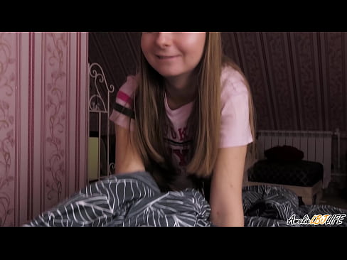 ❤️ Tarraingíonn Blondie BFF go domhain uirthi agus faigheann sí cum ina béal Super porn ag porn % ga.xxxdesichudai.ru% ️❤